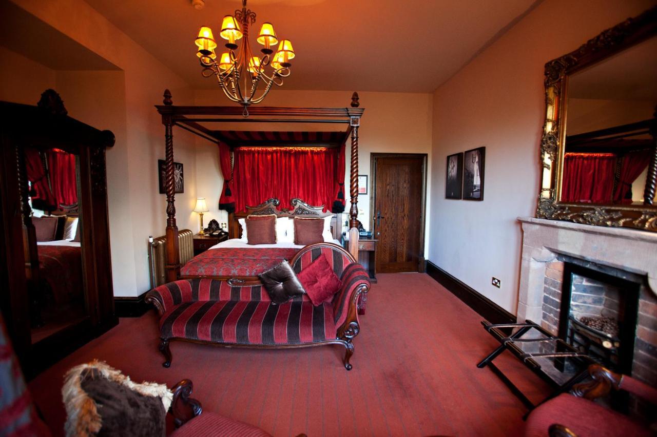 טרפורלי Peckforton Castle מראה חיצוני תמונה
